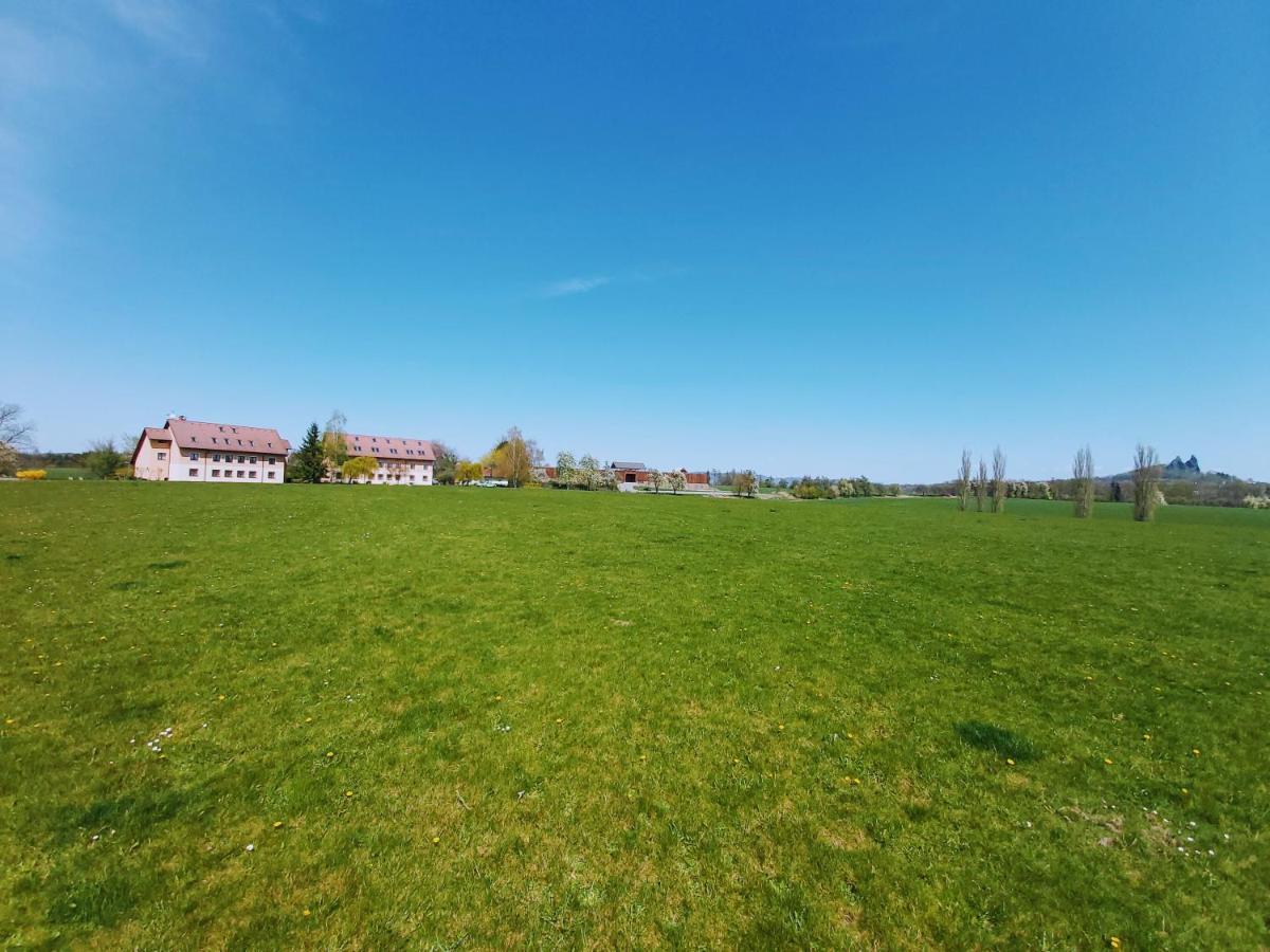 Resort Cesky Raj Troskovice Экстерьер фото